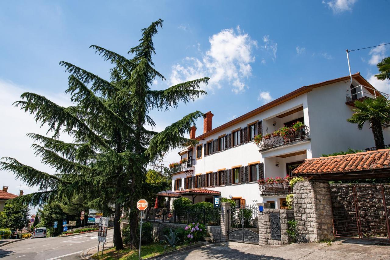 Apartment Amalia Volosko Opatija Exterior foto